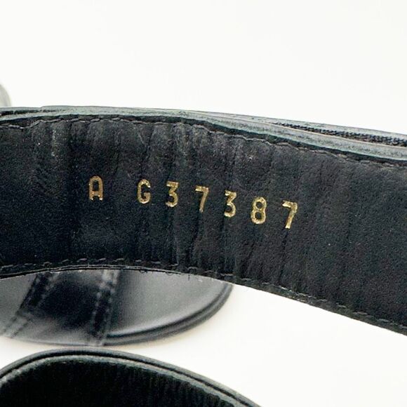 CHANEL 2021 Turnlock Black Slingback Heels Size 39 Interlocking CC Logo Sandals - Picture 11 of 14